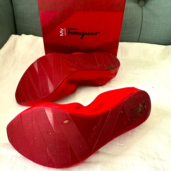 Ballet Flats My Joy in Red by Ferragamo - Picture 8 of 9
